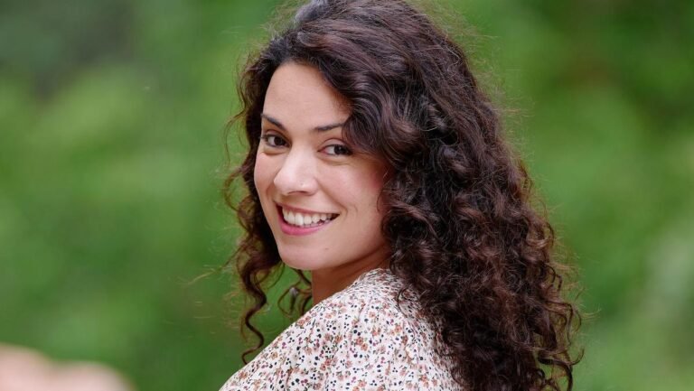 películas y programas de tv de ana arias